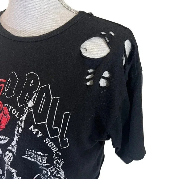 Windsor Crop Top Rock And Roll Distressed Holes Motorcycle Graphic Edgy Black - Picture 6 of 8